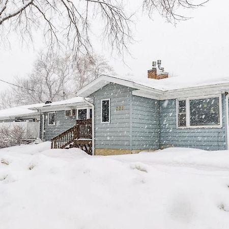 New Remodeled Townhome In Central Fargo Ngoại thất bức ảnh