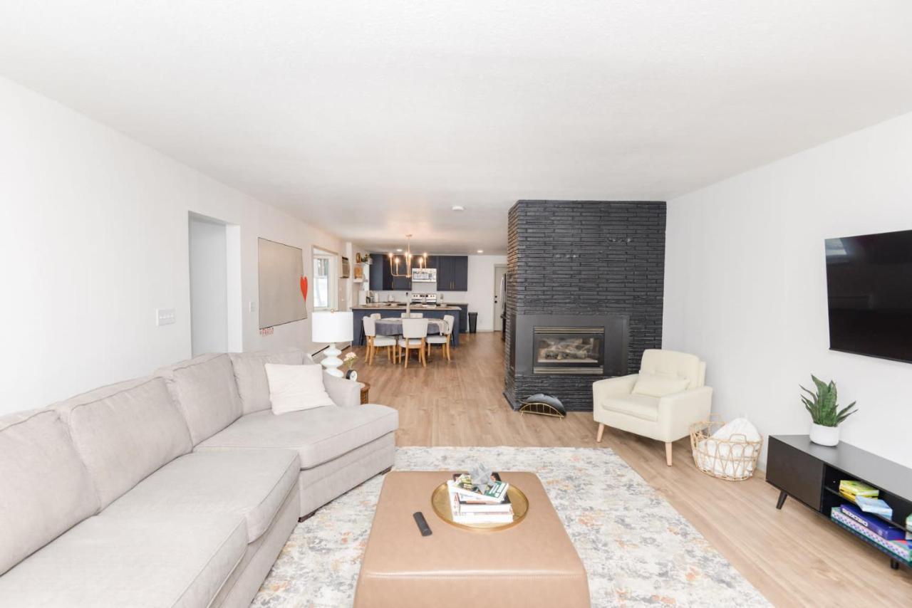 New Remodeled Townhome In Central Fargo Ngoại thất bức ảnh